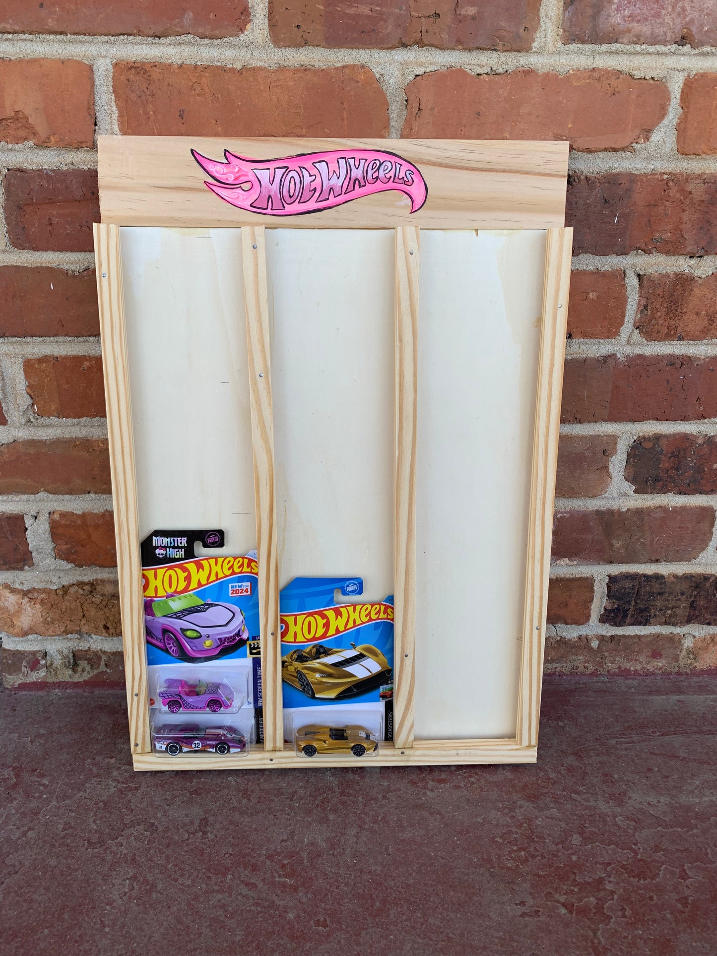 Hot wheels display